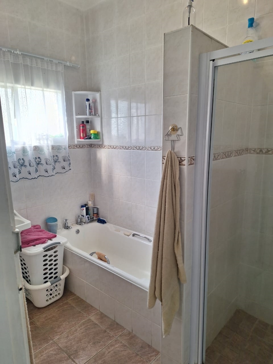  Bedroom Property for Sale in Amalinda Eastern Cape